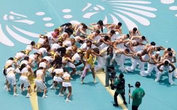 شاكيرا تخطف الأنظار في افتتاح كأس العالم 2026.. والجماهير تحتفل مع شاكيرا تخطف الأنظار في افتتاح كأس العالم 2026.. والجماهير تحتفل مع
