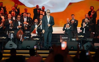 دموع ومفاجآت.. فضل شاكر يهز مشاعر جمهوره في موسم الرياض دموع ومفاجآت.. فضل شاكر يهز مشاعر جمهوره في موسم الرياض