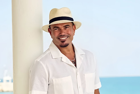 حفلة عمرو دياب تتحول إلى “حديث الساعة”… ورقم غير مسبوق لأسعار التذاكر