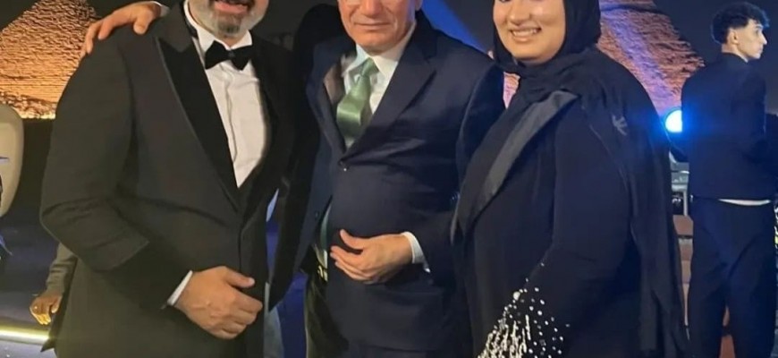 السفير التركي يشيد بيارا أحمد.. إعلامية ومستشارة فنية تجمع بين الشاشة وكواليس النجوم