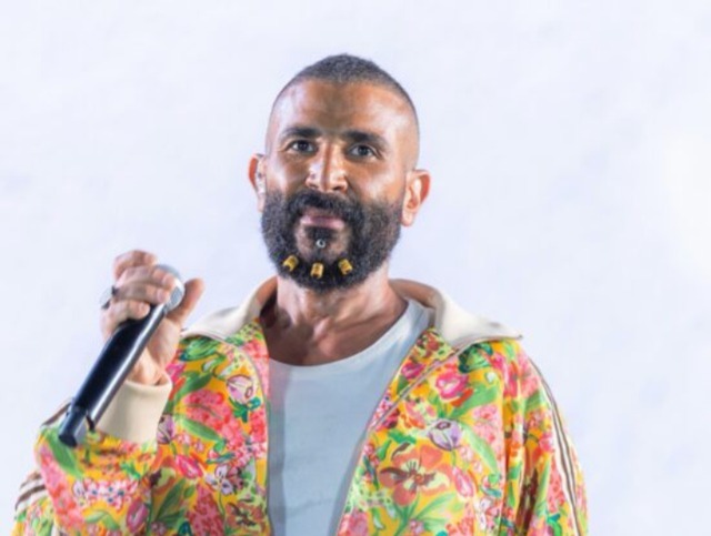 أحمد سعد يردّ على منتقدي إطلالته الجديدة: لا أهتم للجدل وما أقدّمه لا يخالف قناعاتي
